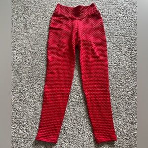 Red Scrunch Butt Leggings